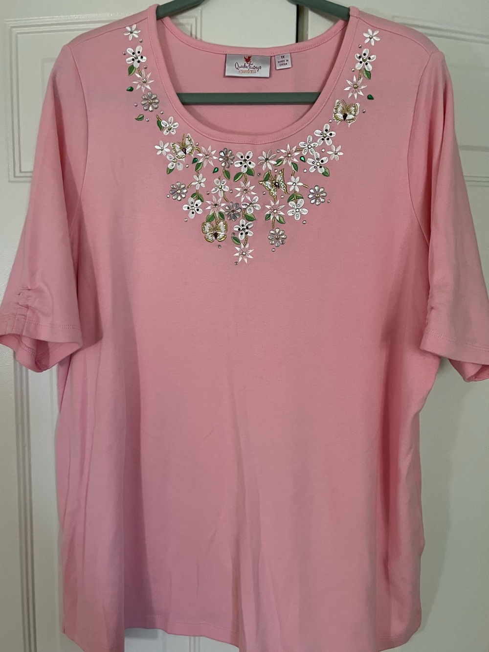 Quacker Factory 1X / 2X Embellished Top
